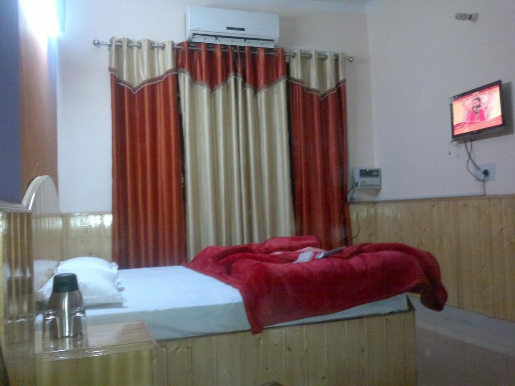 Himgiri Resort Nagchala 部屋 写真